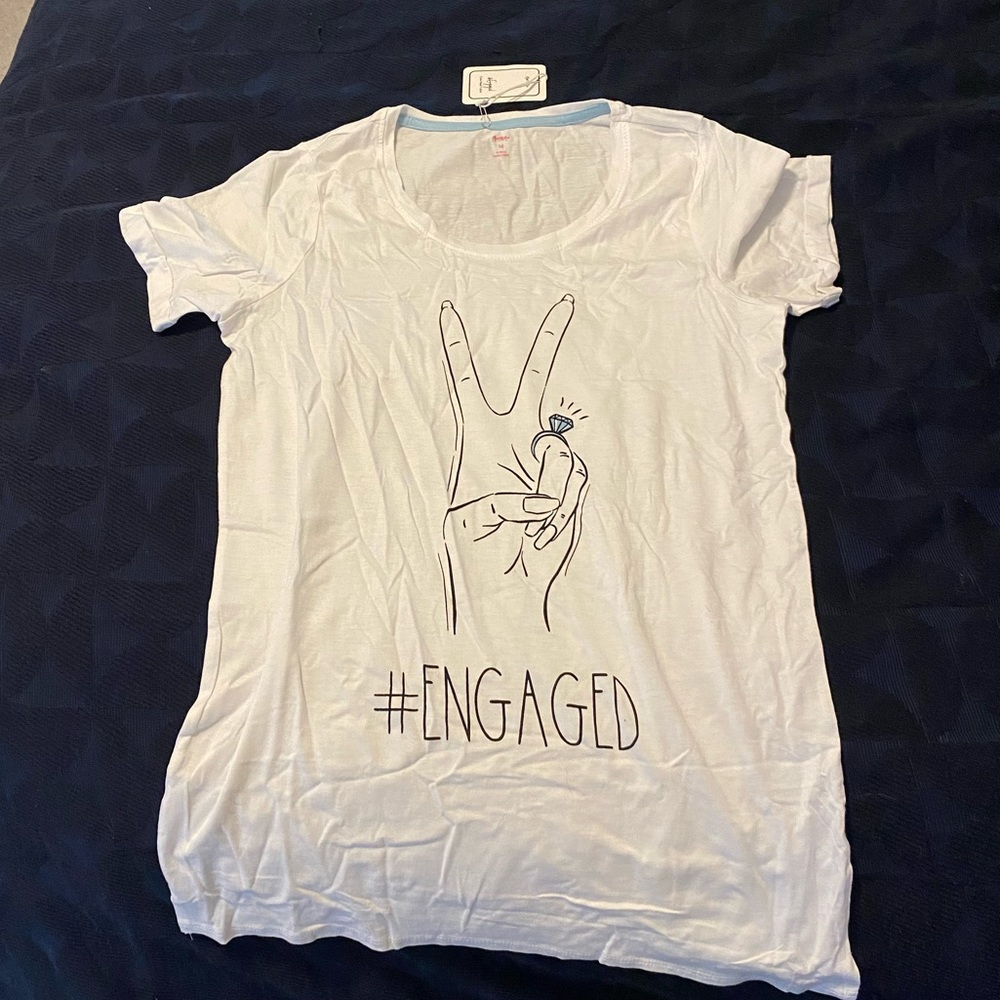 ❌LAST DAY❌ #ENGAGED💍 White Crew Neck Tee